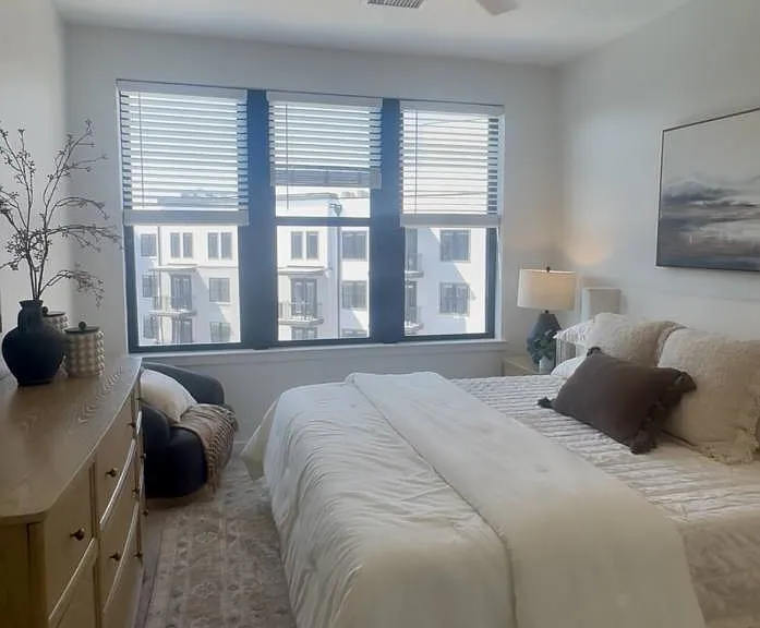 1722 Nuccio Pkwy — Photo 16