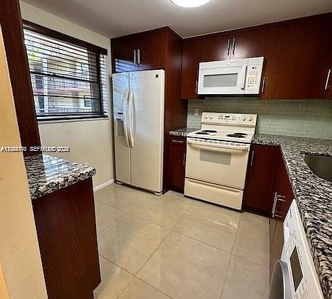 4th image of 10845 SW 112th Ave APT 211