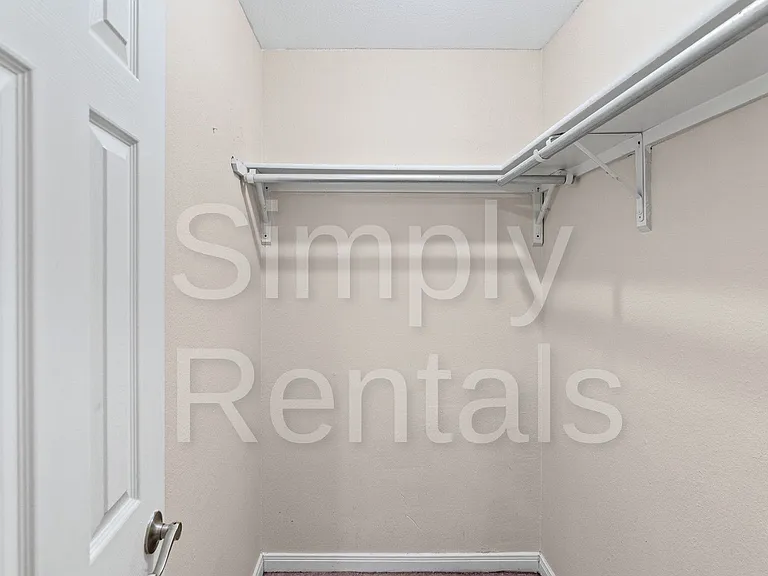 1220 Texas St — Photo 11
