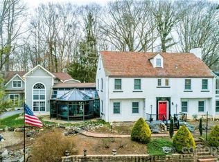 33 Lake Dr, Biltmore Lake, NC 28715