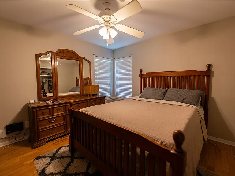 104 W Janin Cir — Photo 10
