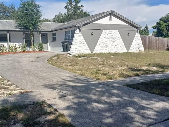 1019 Peninsula Rd, Tarpon Springs, FL 34689