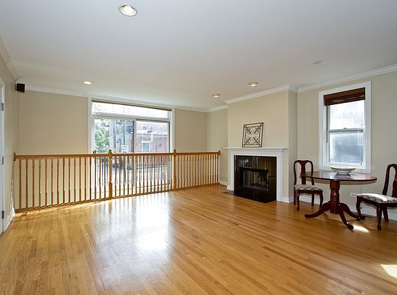 5th image of 2816 N Rockwell St APT 1S