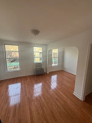 Rented by The Agency Brooklyn Park Slope | media 1
