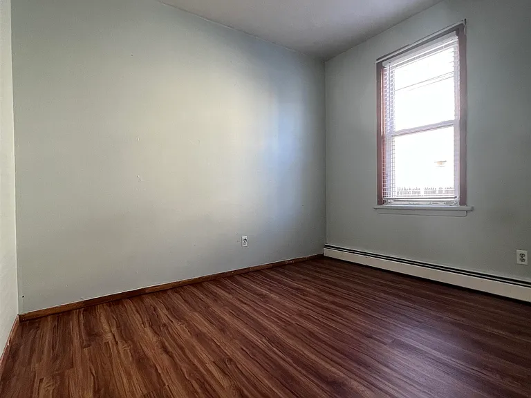 407 Kennedy Blvd #1R — Photo 10