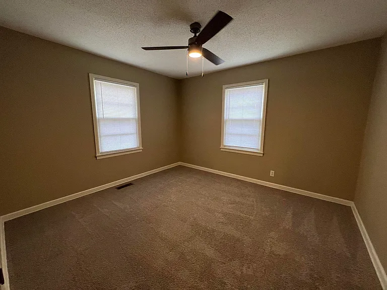 1520 W Arizona Ave — Photo 13