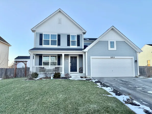 1013 Daniel St, Plano, IL 60545