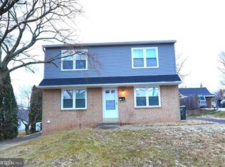 710 N York Rd, Willow Grove, PA 19090