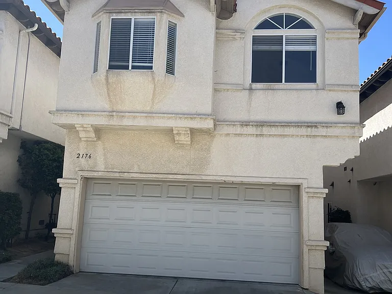 2176 El Dorado St — Photo 2