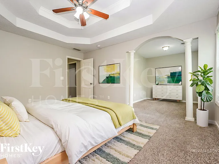 3349 Meadovista Dr — Photo 11