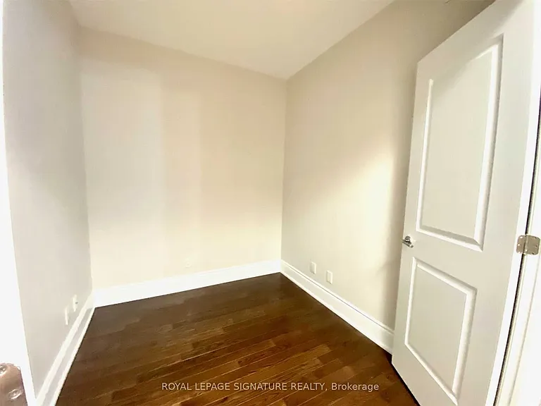 1717 Avenue Rd #322 — Photo 9