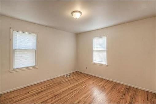 3rd image of 9005 Central St