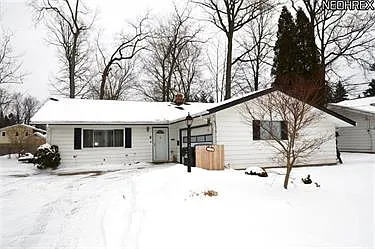 5003 Devon Dr photo 1