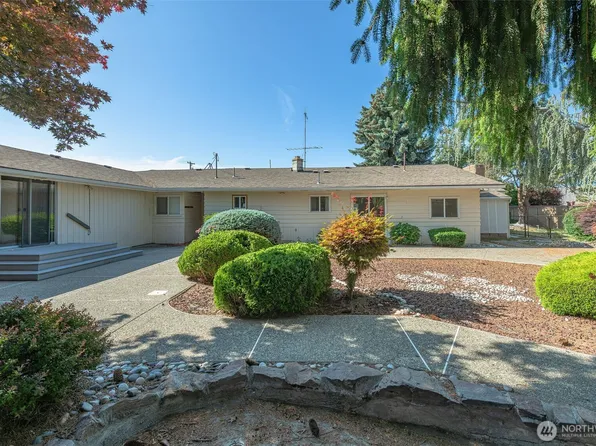 2265 5th Street NE, East Wenatchee, WA 98802
