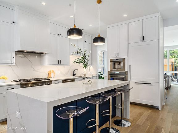 2nd image of 1525 N Bosworth Ave #1S