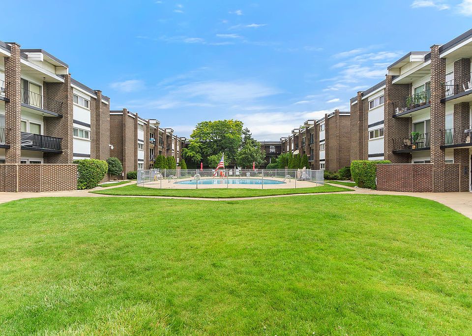 1st image of 10100 Peach Pkwy APT M5