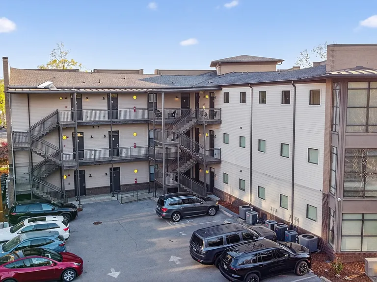 1700 Belcourt Ave #205 — Photo 29