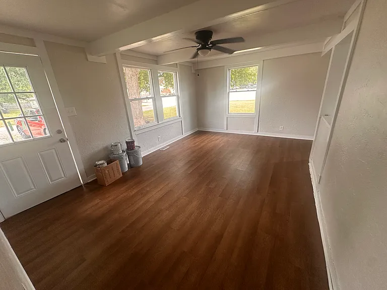 3816 Saint Charles St — Photo 9