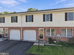 210 Minnich Rd, Chambersburg, PA 17201