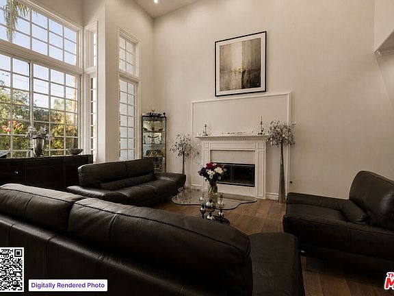 4th image of 15916 Daniel Ln
