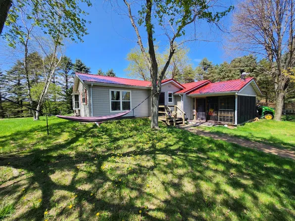 E6639 Progress ROAD, Manawa, WI 54949