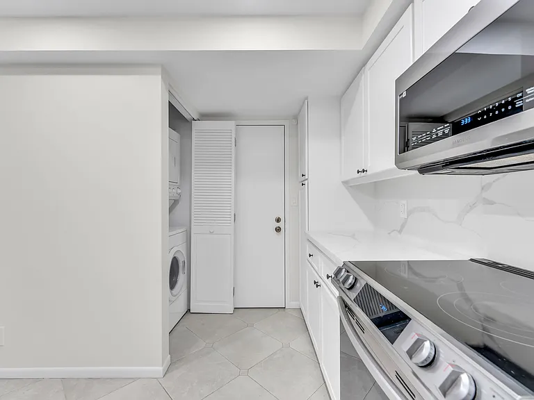5000 N Ocean Blvd #908 — Photo 4