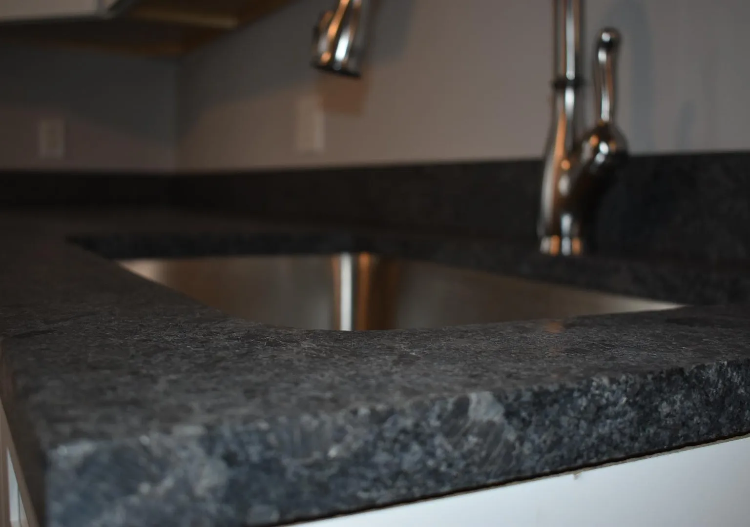 2 bed, $1,300 — Photo 3