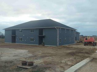 Q4 Rentals - 102 8th Ave SW, Waukon, IA 52172
