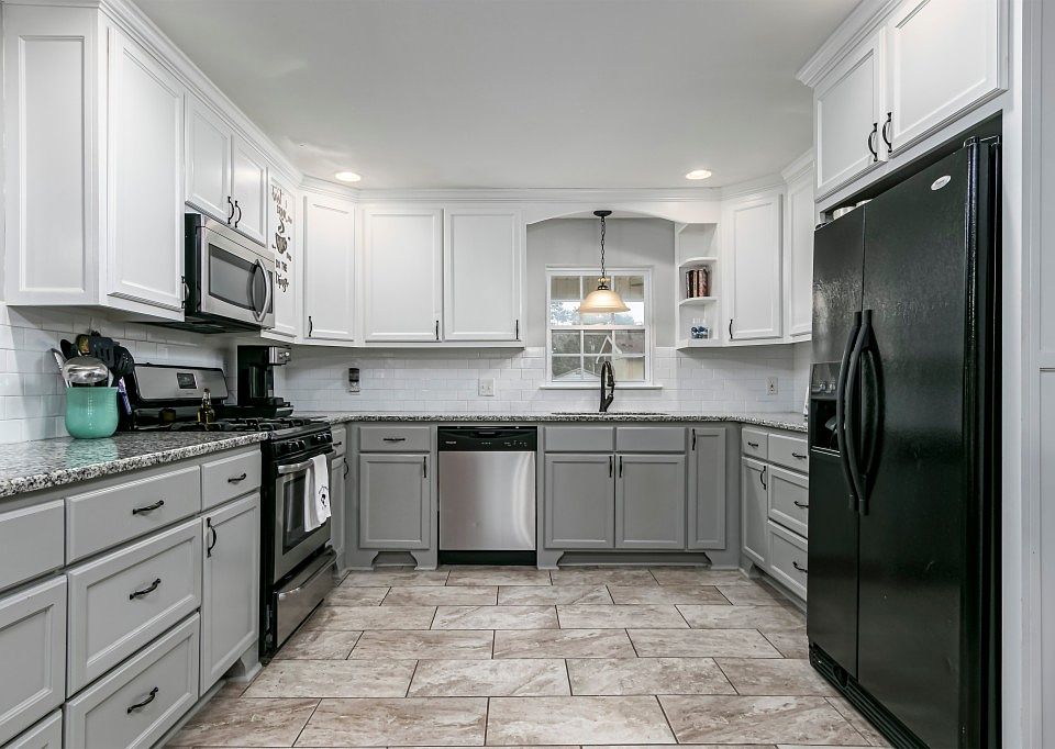 1st image of 4918 Kennedy Dr