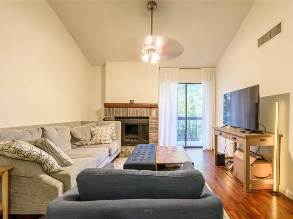 7950 N Stadium Dr APT 226, Houston, TX 77030