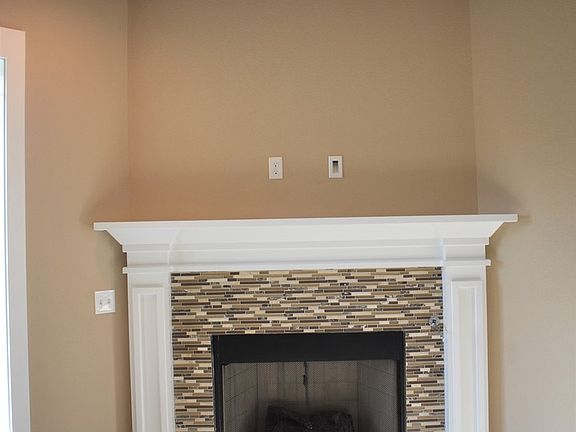 5th image of 644 N Malbec Rd