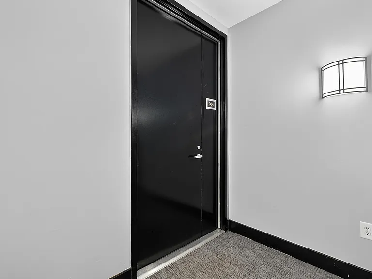 159 2nd St #304 — Photo 3