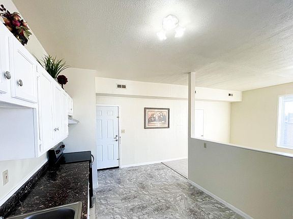 2nd image of 4700 Gravois Ave APT A