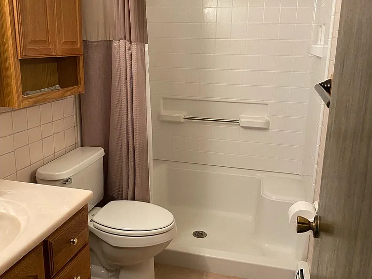 4460 S Poplar St #102 — Photo 17