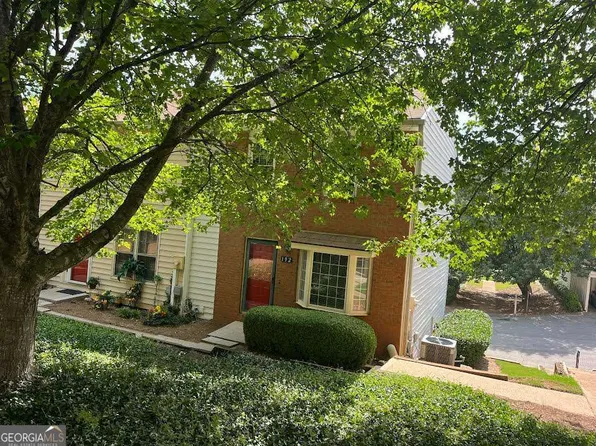 192 High Creek Dr, Roswell, GA 30076
