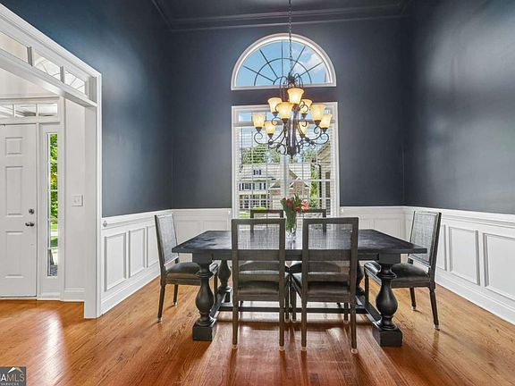 3rd image of 72 Rightwood Way