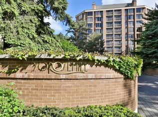70 Rosehill Ave #805, Toronto, ON M4T 2W7