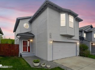 2210 Nash Cir, Anchorage, AK 99508