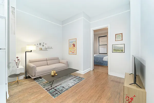 Rented by Living New York | media 7