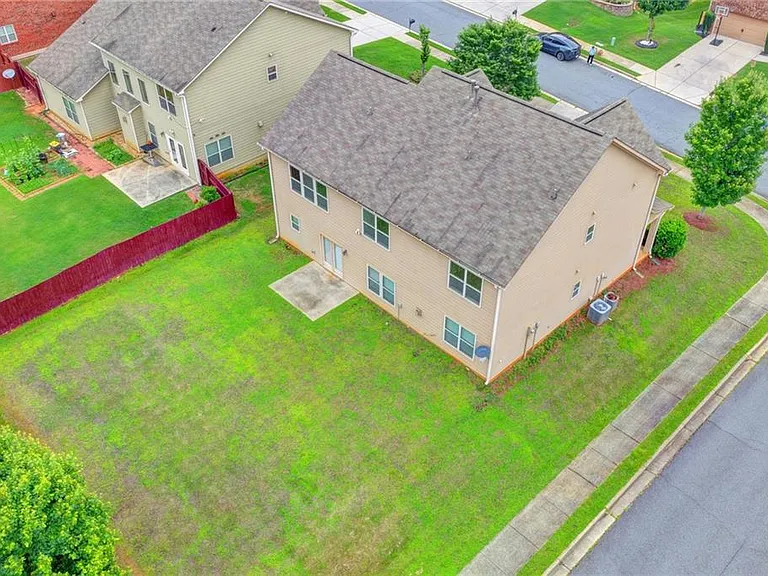 4228 Woods Creek Ln — Photo 83