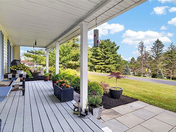 3rd image of 443 Surrey Dr