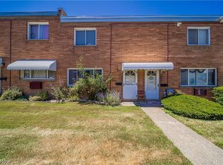 1502 Severn Ln #1E, Wickliffe, OH 44092
