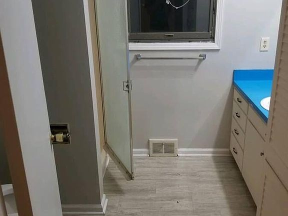 4th image of 502 S East St APT 4