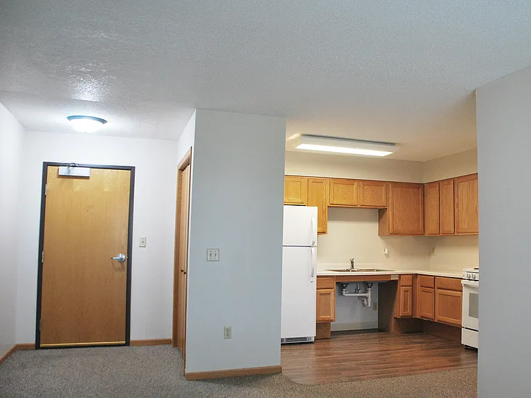 Viking Terrace Apartments — Photo 22