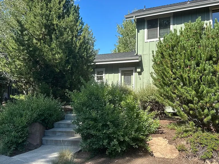 115 NW Mount Washington Dr — Photo 32