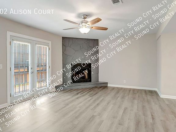 3rd image of 602 Alison Ct