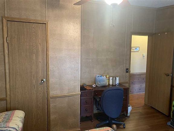 4th image of 19164 Brockman Ave