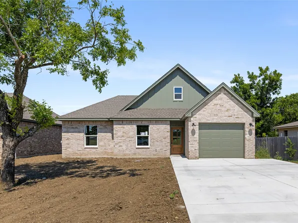 100 Arthur St, Mc Gregor, TX 76657