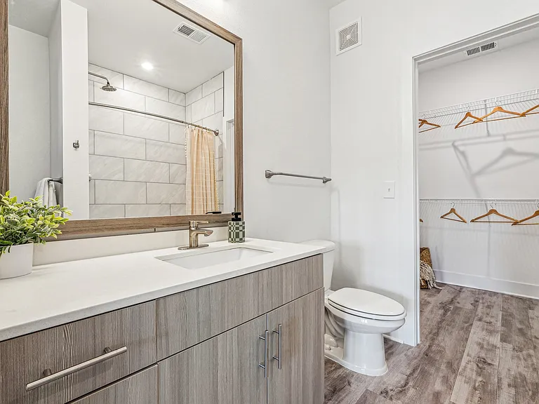 Forena Luxury Living — Photo 46