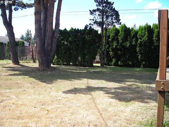 4th image of 11906 NE 80th St